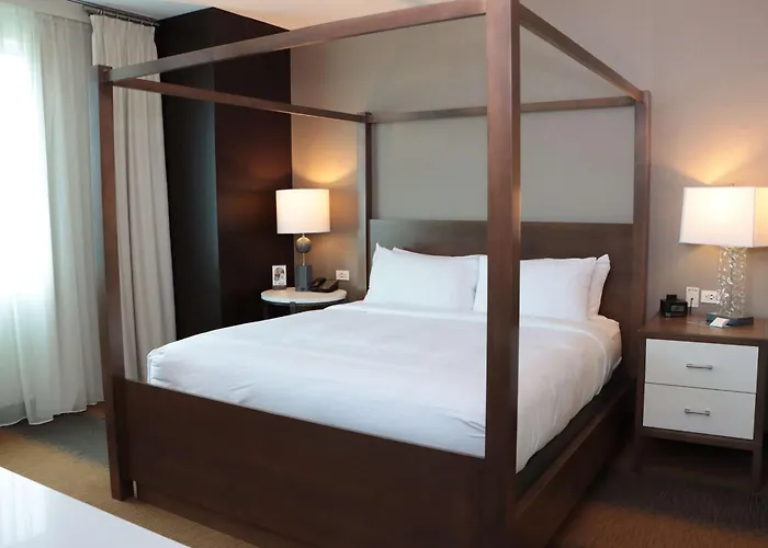 Doubletree By Hilton Hotel Reading