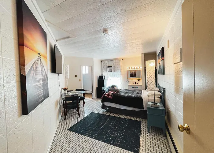Rolling Hills Motel