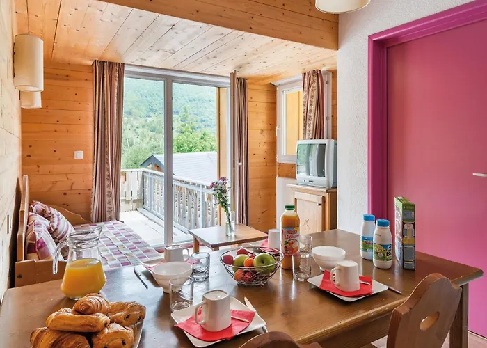 Lagrange Vacances Le Domaine des 100 Lacs Cauterets