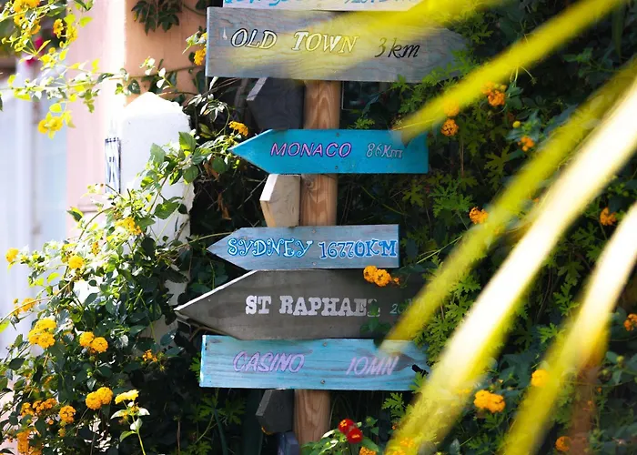 L'Oasis Hotel