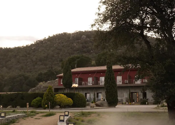 Hostal Rural Can Pau Cantallops