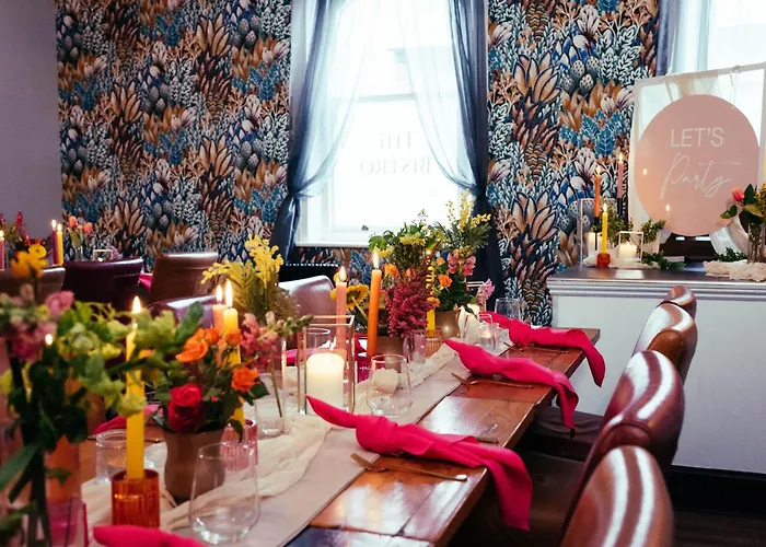 The Duke Of Edinburgh Hotel & Bar