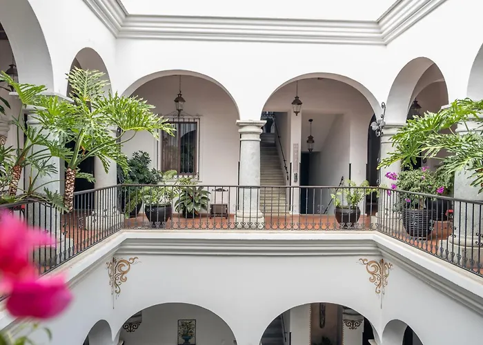 Hotel Boutique Naura Centro