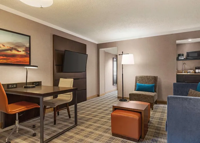Embassy Suites By Hilton Kansas City Overland Park