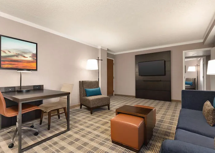 Embassy Suites By Hilton Kansas City Overland Park