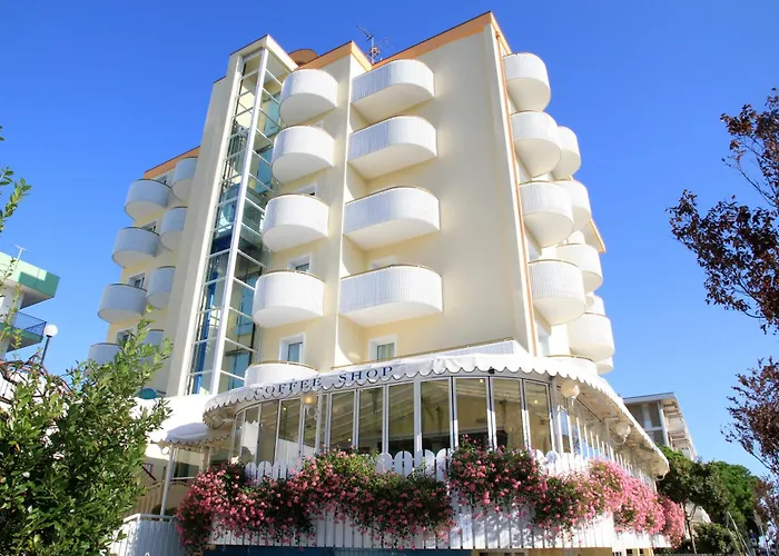 Salus Smart & Chic Hotel