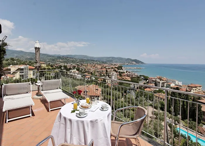 Hotel Metropol Diano Marina