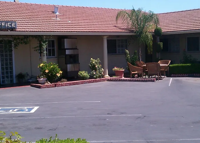 San Joaquin Motel