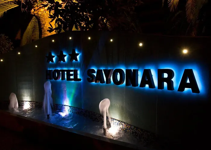 Hotel Sayonara