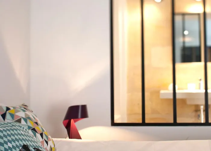 Hotel La Cour Carree Bordeaux Centre