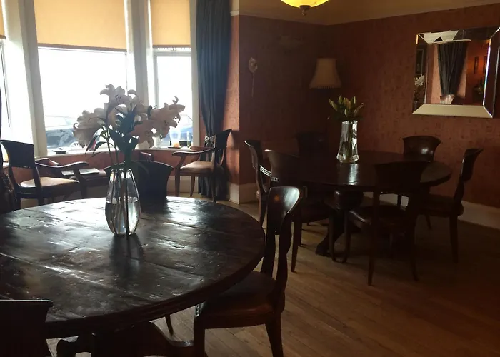 Broom Lodge