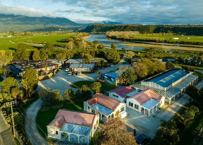 Last Resort Karamea