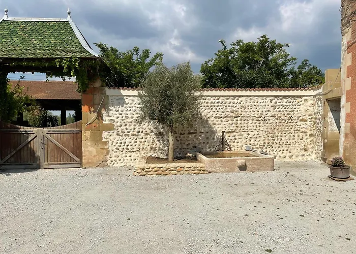 Chateau de Vaugelas - Charmant domaine près de Valence Alixan