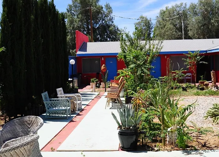 Safari Motor Inn - Joshua Tree