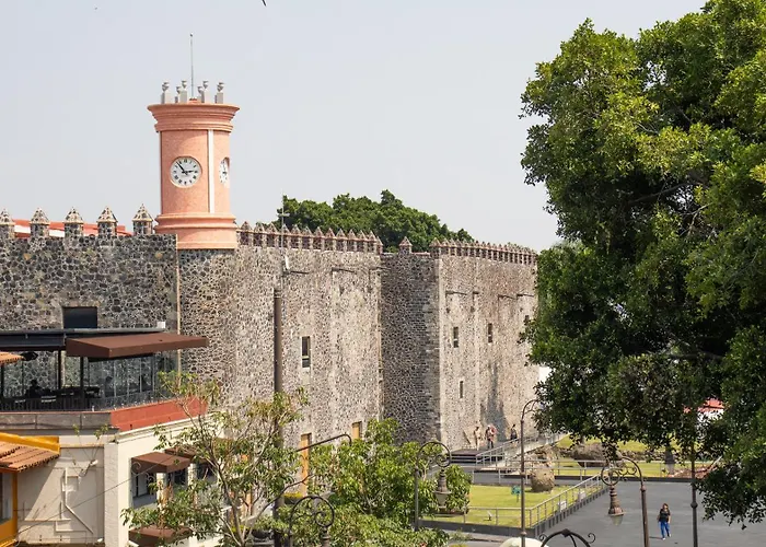 Suites Las Plazas