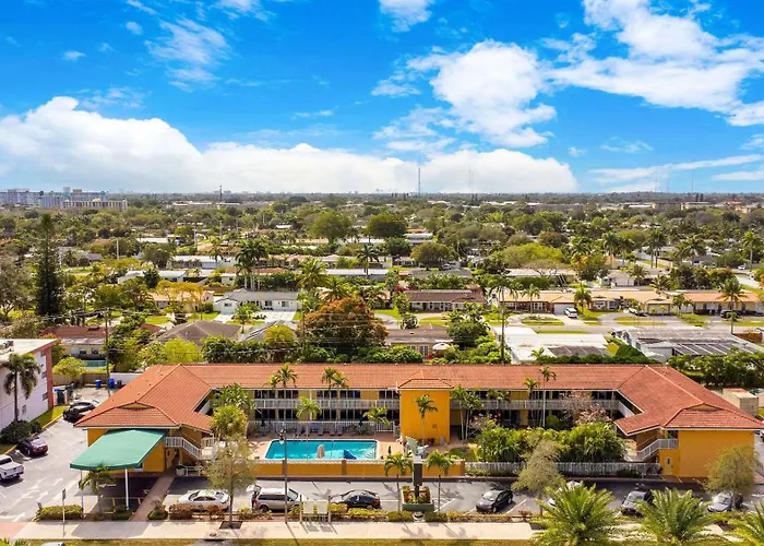Quality Inn & Suites Airport-Cruise Port Hollywood