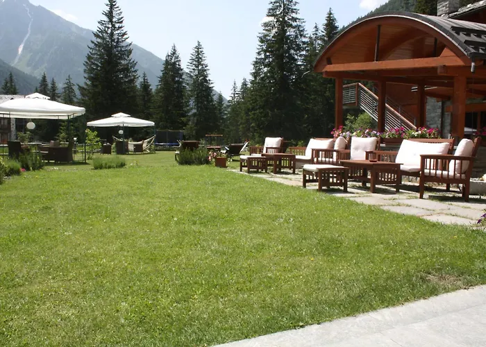 Le Rocher Hotel Champoluc