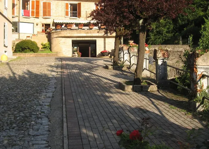 Hotel Ristorante Vapore Faggeto Lario