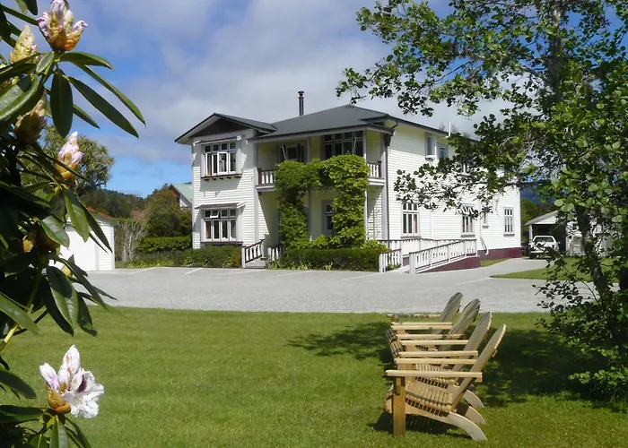 Holly Homestead B&B