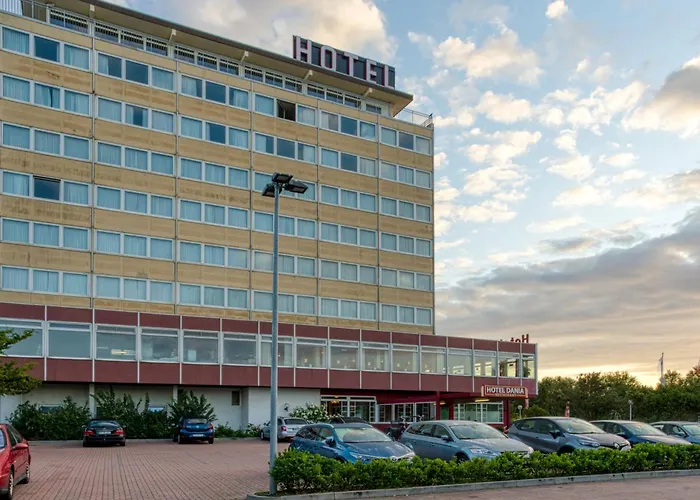 Ff&E Hotel Dania