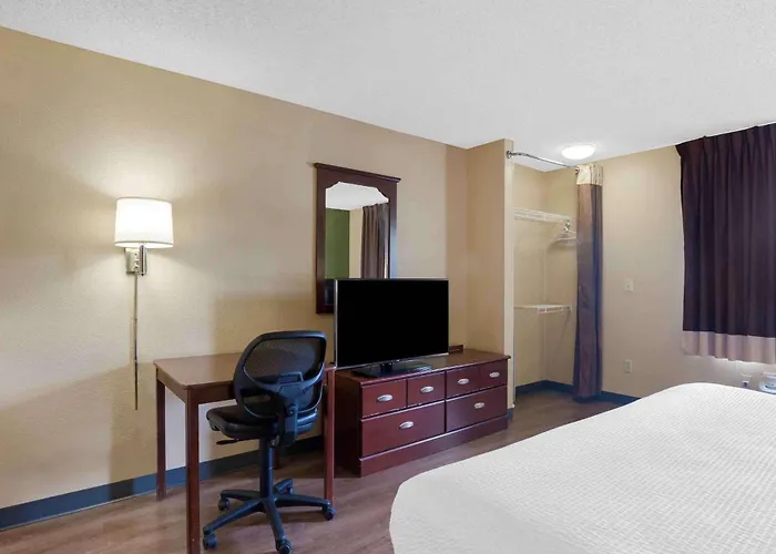 Extended Stay America Suites - Kansas City - Overland Park - Quivira Rd