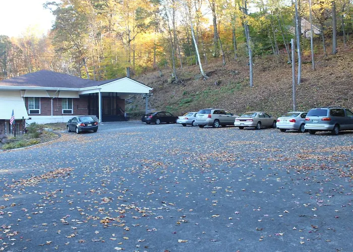 Passport Inn And Suites - Middletown