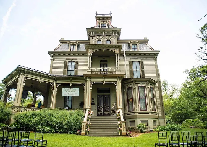 Garth Woodside Mansion Bed And Breakfast