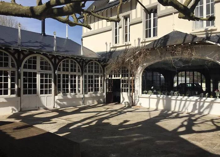 Hotel Restaurant Pavillon Bleu