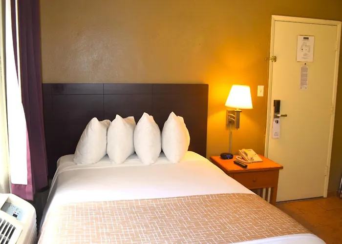 Sf Central Hotel