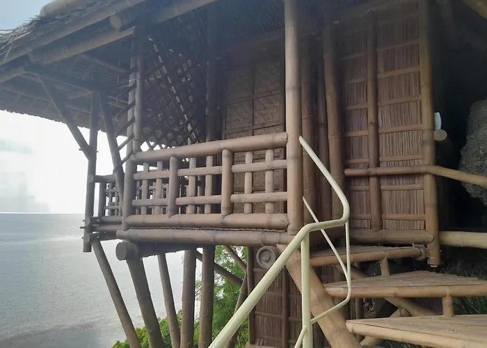 Kookoo'S Nest Eco-Lodge Siaton