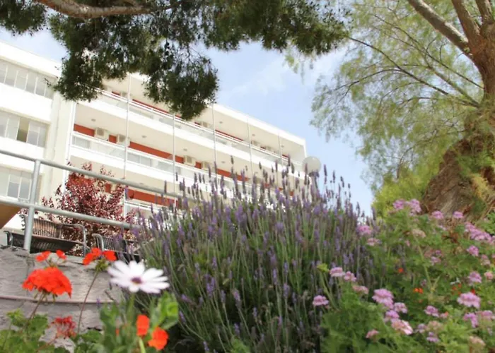 Siagas Beach Hotel
