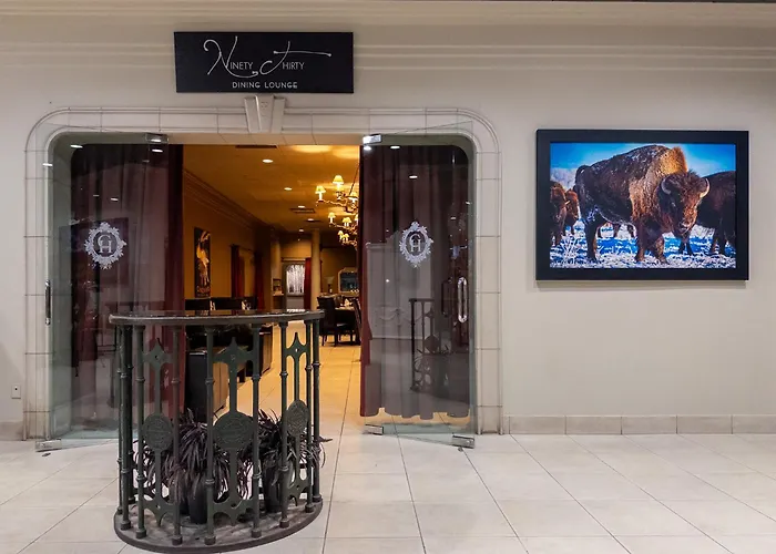 Carriage House Hotel And Conference Centre Calgary