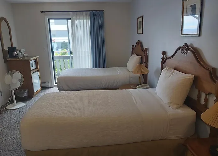 Heron'S Landing Hotel