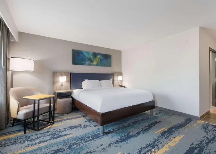 Clarion Pointe Okc Airport Hotel Oklahoma City