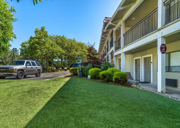 Best Western Plus Inn Scotts Valley