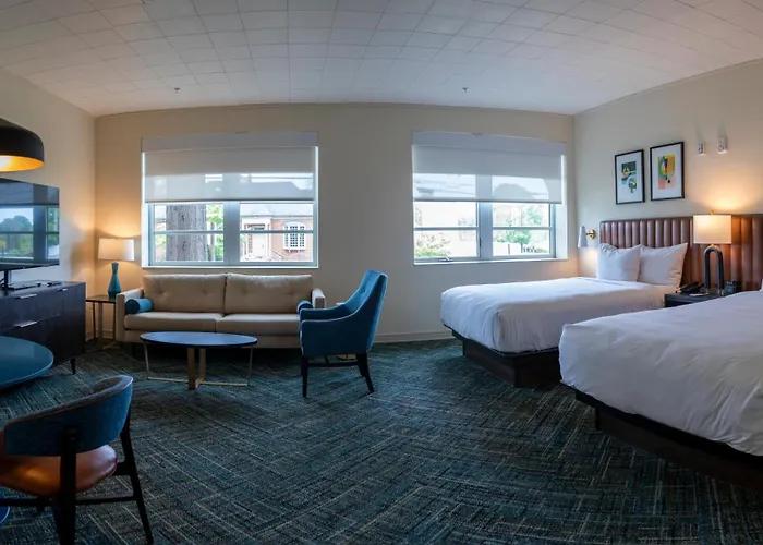 The Holbrook Hotel