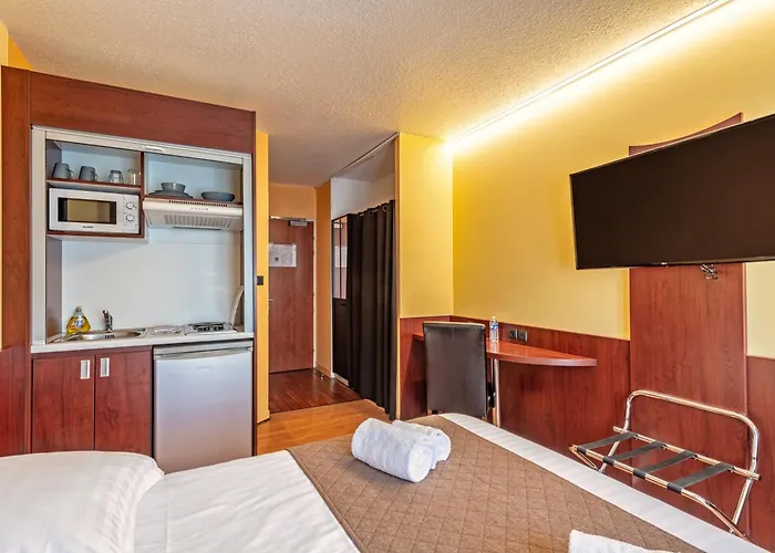 Logis Hotel Center Brest
