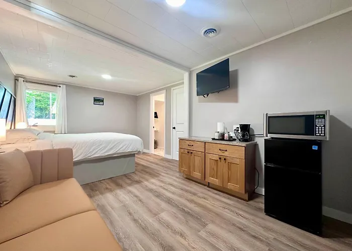 Star Gate Motel