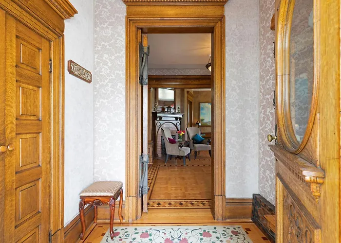 The Gibson Mansion Bed And Breakfast