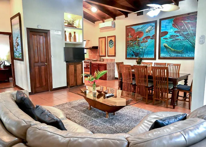 Hotel Villas Lirio