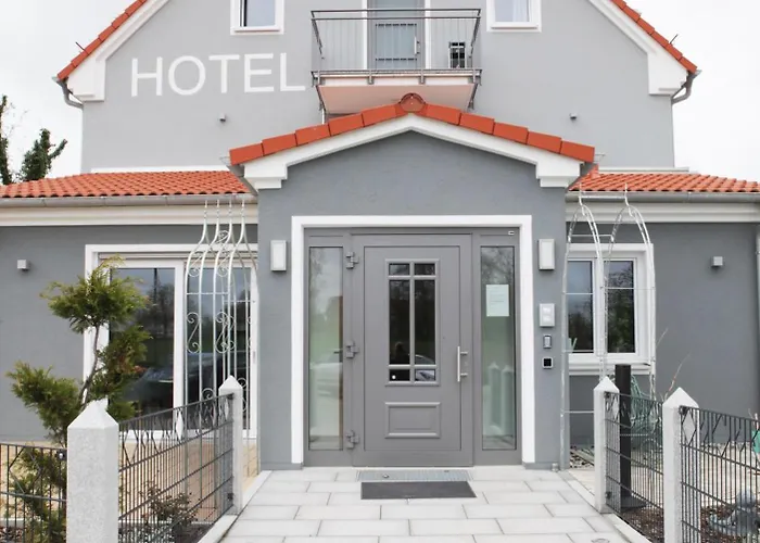 Gastwirtschaft&Hotel Doll