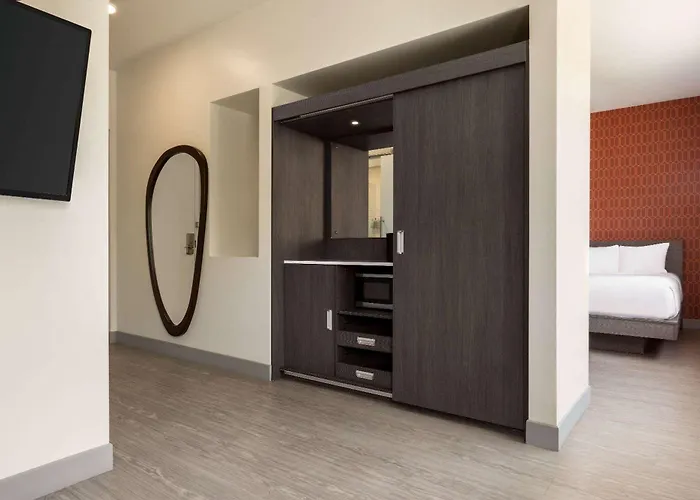 The Orbit Hotel, Trademark Collection By Wyndham