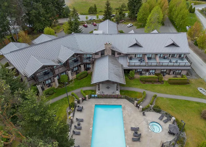 Sunrise Ridge Waterfront Resort