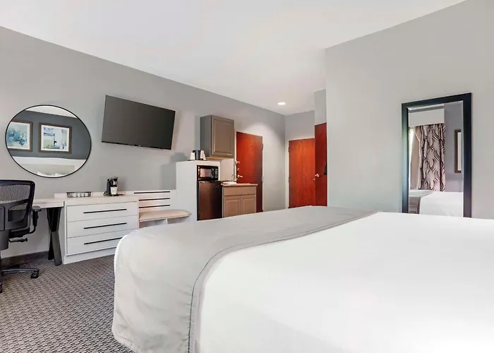 Best Western Plus Two Rivers Hotel & Suites Demopolis