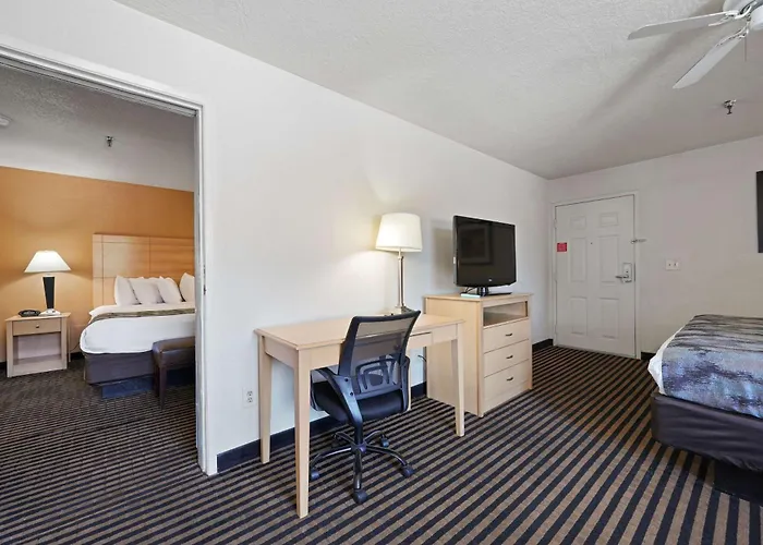 Best Western Plus Executive Inn & Suites