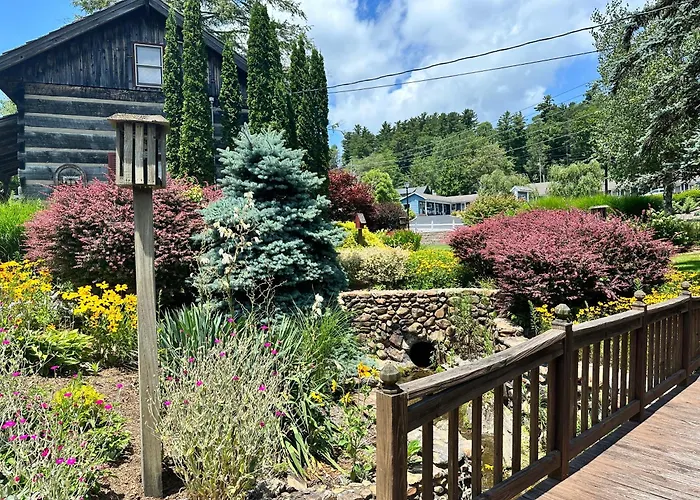 Azalea Garden Inn