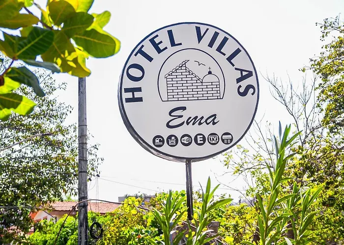 Hotel Villas Ema