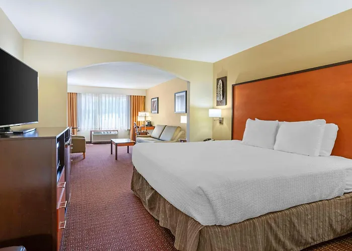Best Western Cascade Inn & Suites