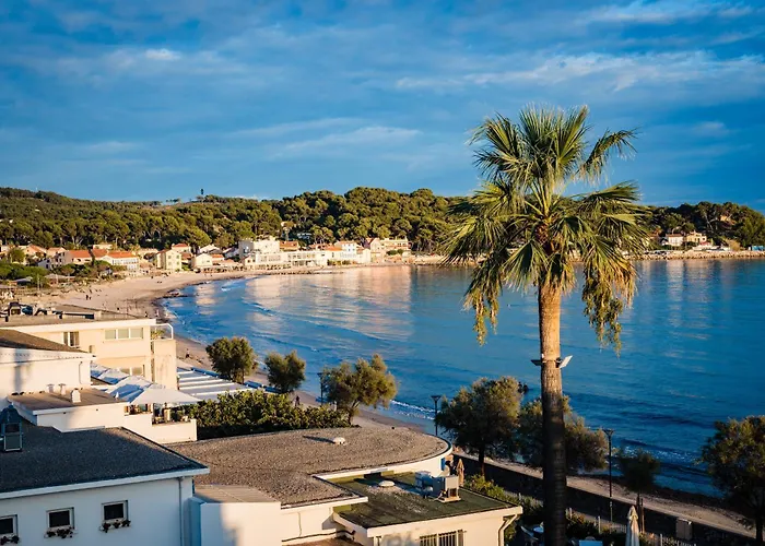Grand Hotel Des Sablettes Plage, Curio Collection By Hilton La Seyne-sur-Mer