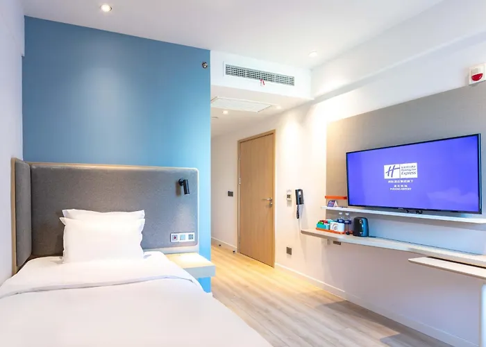 Holiday Inn Express Shanghai Pudong Airport By Ihg